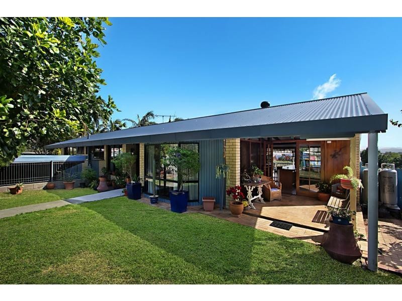1 Timbertop Mead, Burleigh Heads QLD 4220