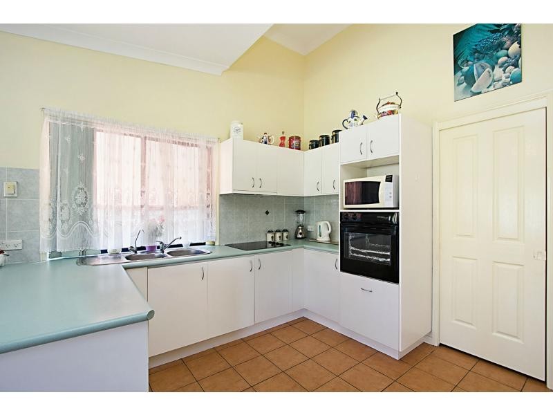 30 Wonga Street, Burleigh Heads QLD 4220