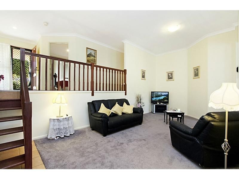 30 Wonga Street, Burleigh Heads QLD 4220