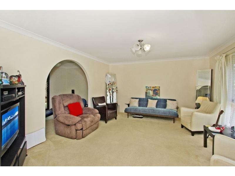 119 Treeview Drive, Burleigh Waters QLD 4220