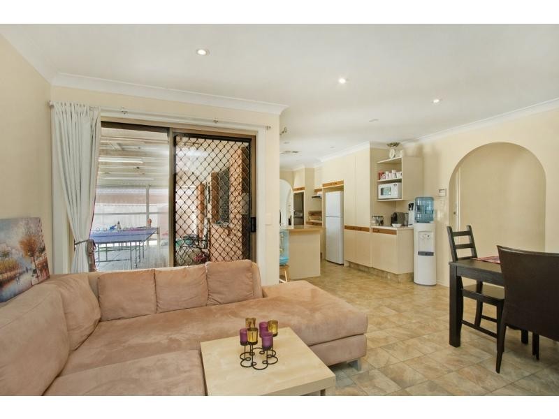 119 Treeview Drive, Burleigh Waters QLD 4220