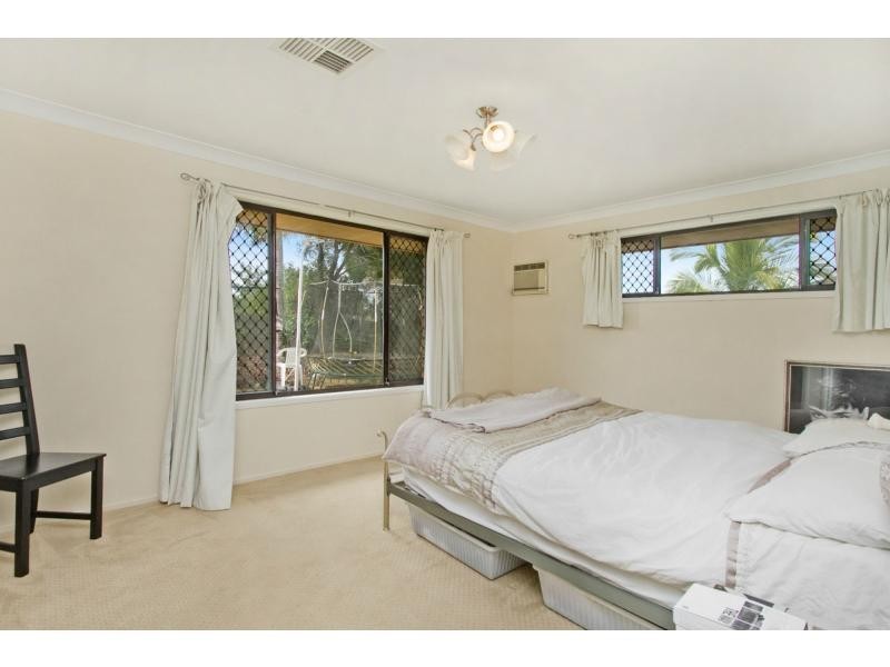 119 Treeview Drive, Burleigh Waters QLD 4220