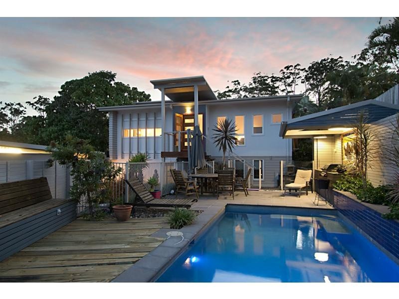 5 Dapples Court, Burleigh Heads QLD 4220