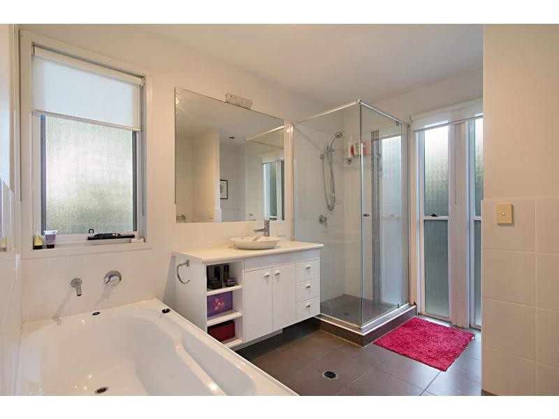 5 Dapples Court, Burleigh Heads QLD 4220