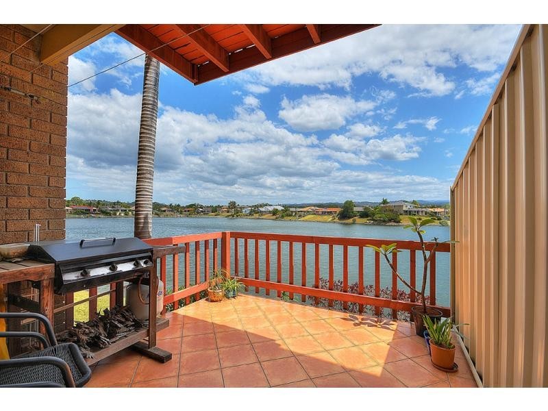 16/6 Lowood Court, Varsity Lakes QLD 4227