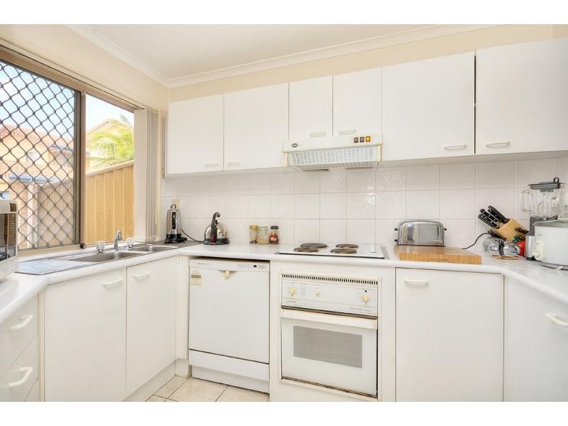 16/6 Lowood Court, Varsity Lakes QLD 4227