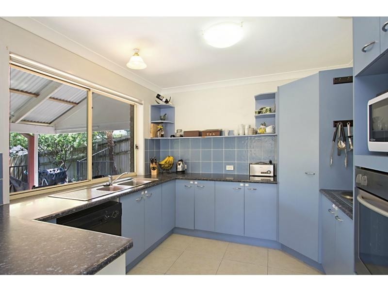 4 Robusta Rise, Burleigh Heads QLD 4220