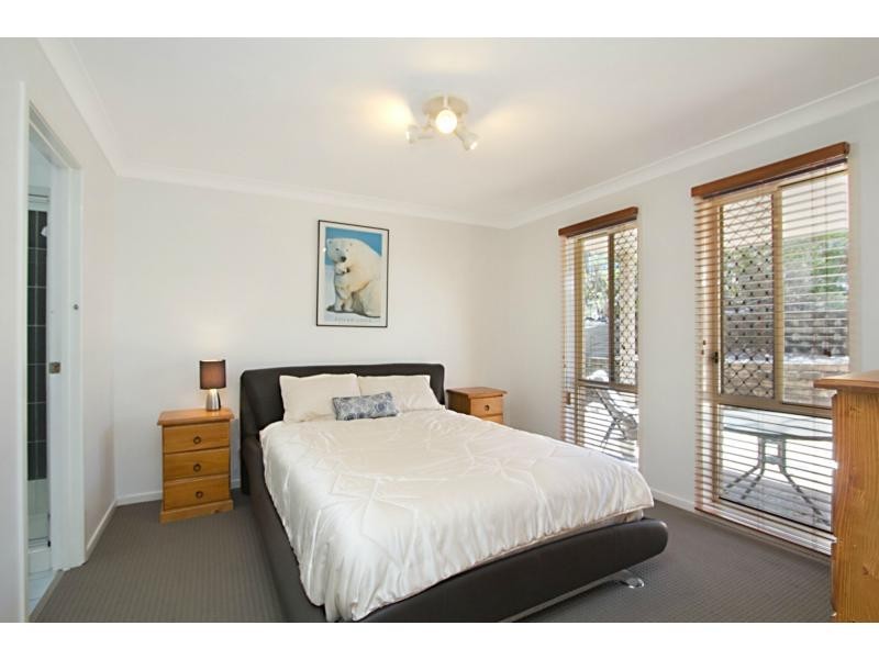 4 Robusta Rise, Burleigh Heads QLD 4220