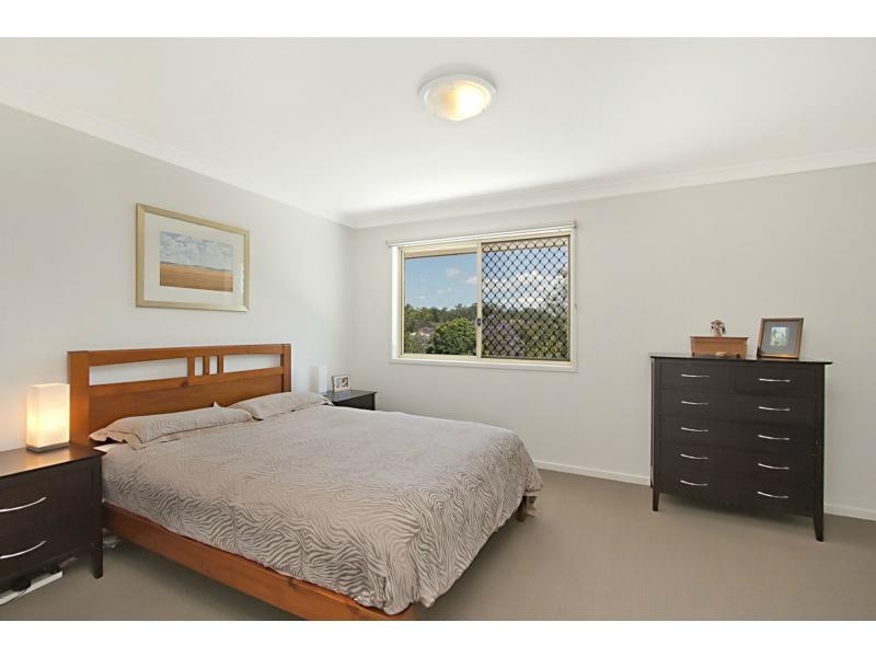 4 Robusta Rise, Burleigh Heads QLD 4220