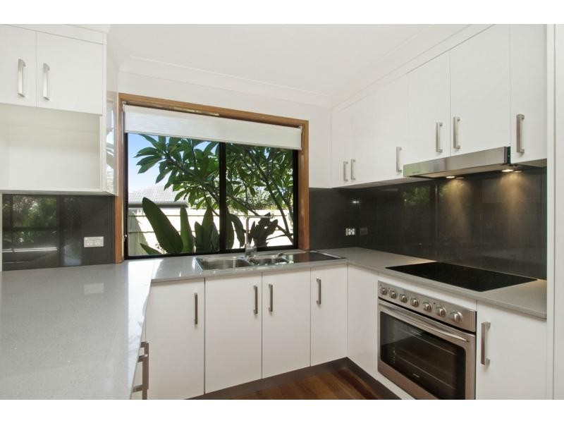 3/25 Sunbird Street, Burleigh Waters QLD 4220