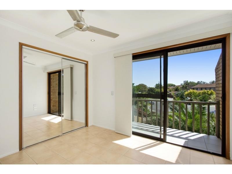 3/25 Sunbird Street, Burleigh Waters QLD 4220