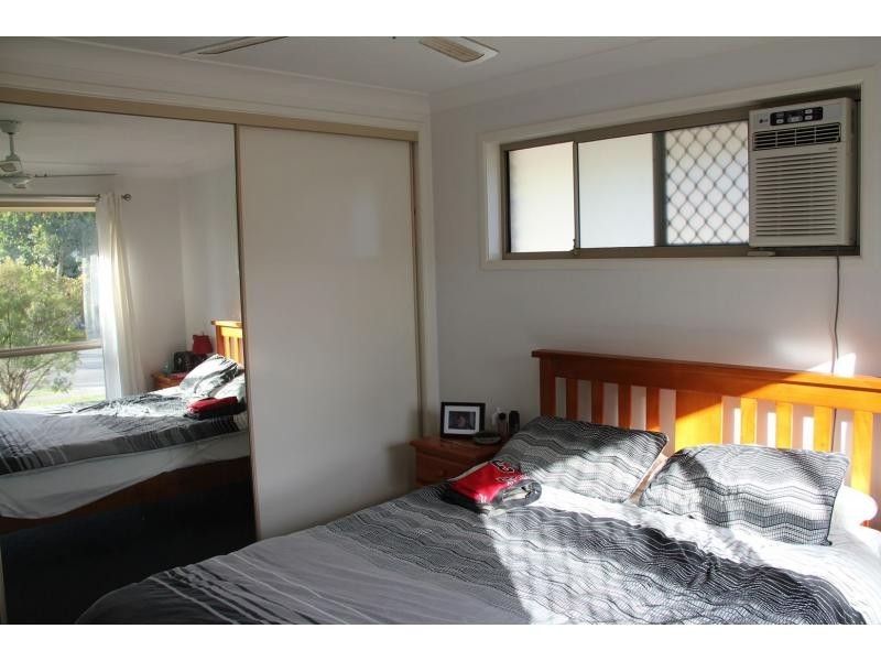 2/89 Treeview Drive, Burleigh Waters QLD 4220