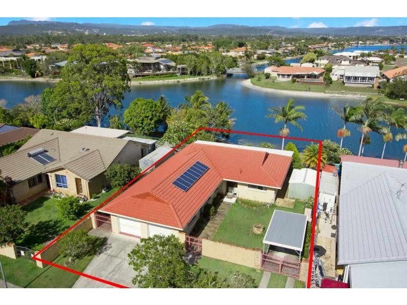 176 Acanthus Avenue, Burleigh Waters QLD 4220