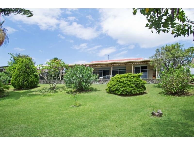 176 Acanthus Avenue, Burleigh Waters QLD 4220