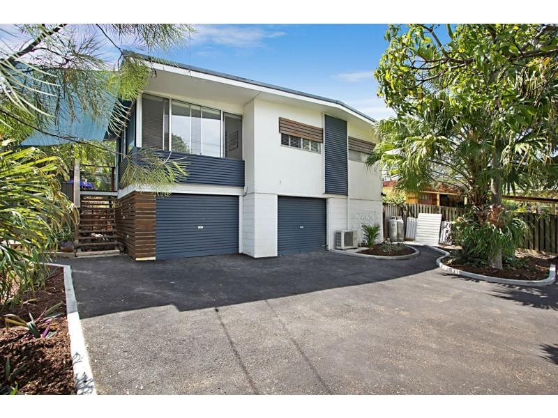 106 West Burleigh Road, Burleigh Heads QLD 4220
