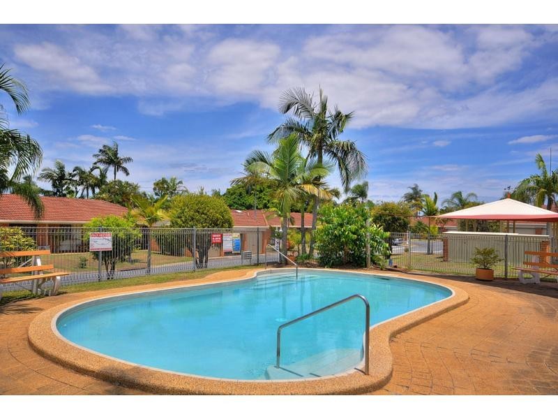 4/160 Bardon Avenue, Miami QLD 4220