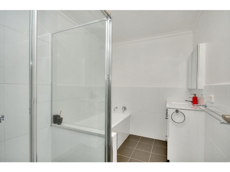 4/160 Bardon Avenue, Miami QLD 4220