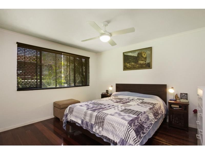 1/6 Albert Street, Burleigh Heads QLD 4220