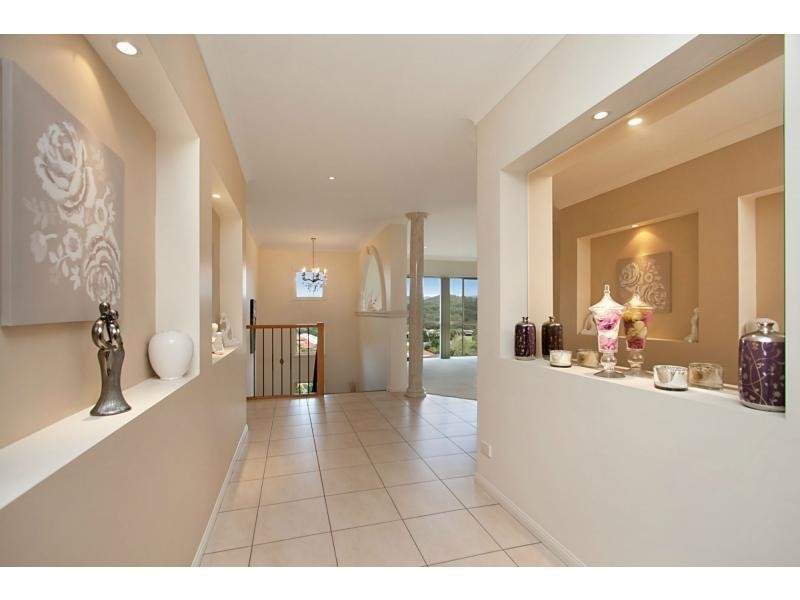 75 Sky Royal Terrace, Burleigh Heads QLD 4220