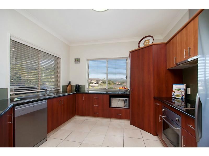 75 Sky Royal Terrace, Burleigh Heads QLD 4220