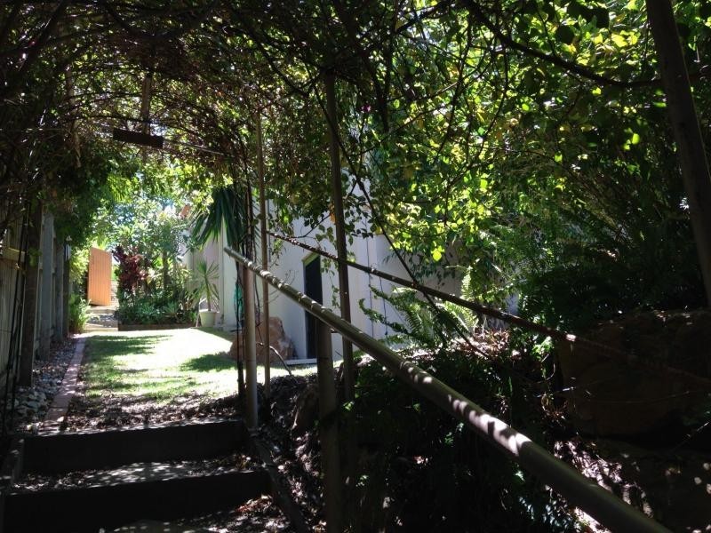 75 Sky Royal Terrace, Burleigh Heads QLD 4220