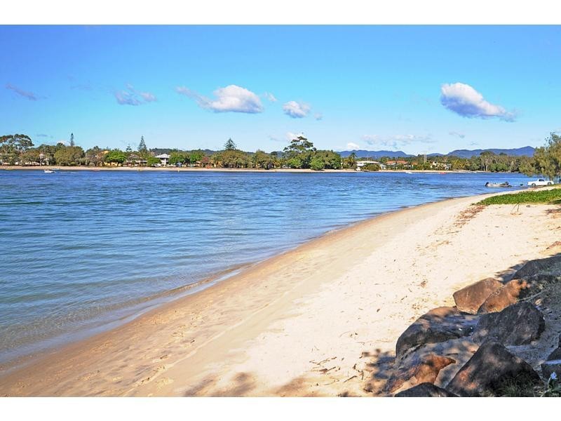 7/18 Ikkina Road, Burleigh Heads QLD 4220