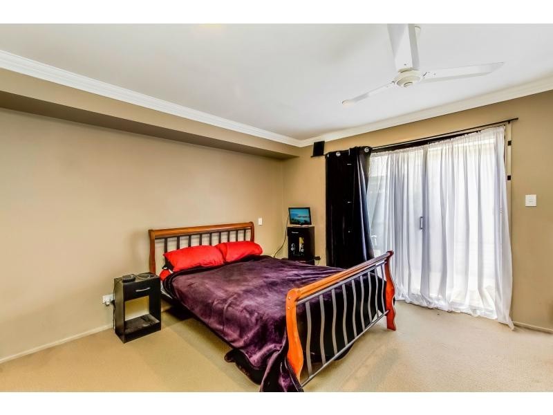 124 Harrier Drive, Burleigh Waters QLD 4220