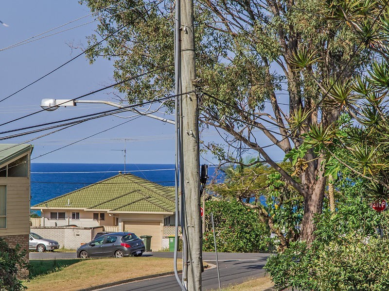 82 Toolona Street, Tugun QLD 4224