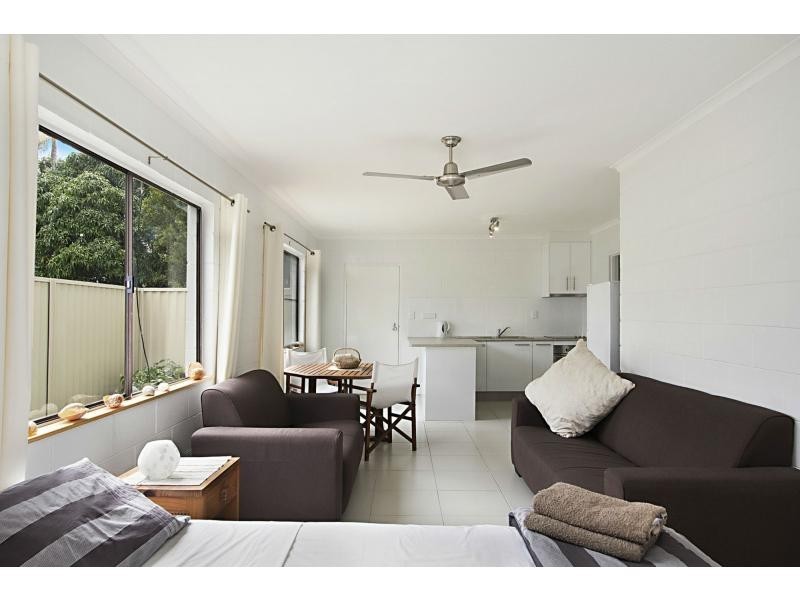 3 Sonia Street, Miami QLD 4220