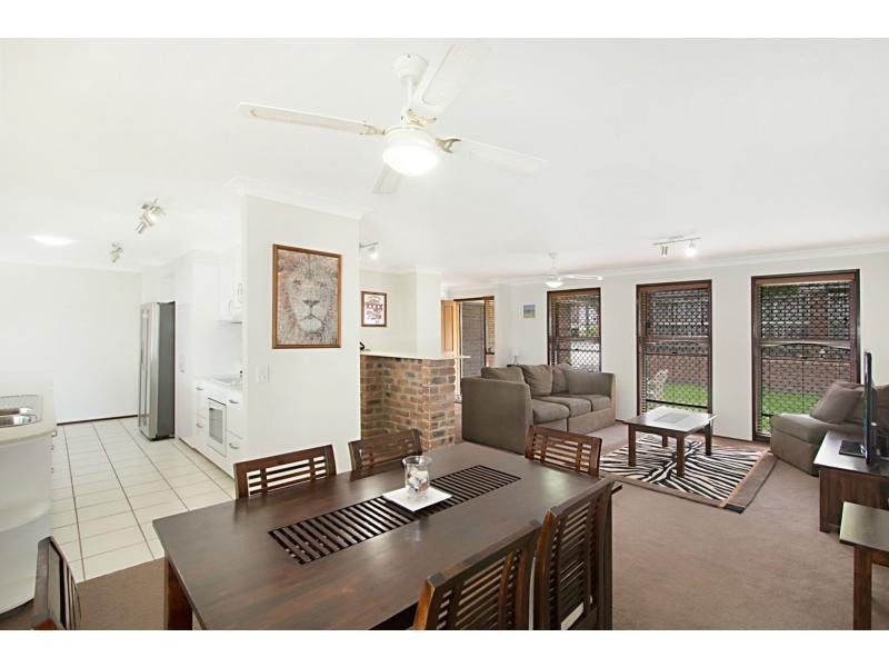 30 Grebe Place, Burleigh Waters QLD 4220