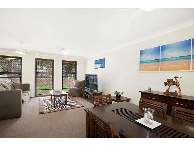30 Grebe Place, Burleigh Waters QLD 4220