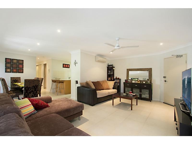 3/61 Tallebudgera Drive, Palm Beach QLD 4221