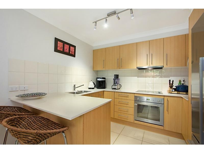 3/61 Tallebudgera Drive, Palm Beach QLD 4221