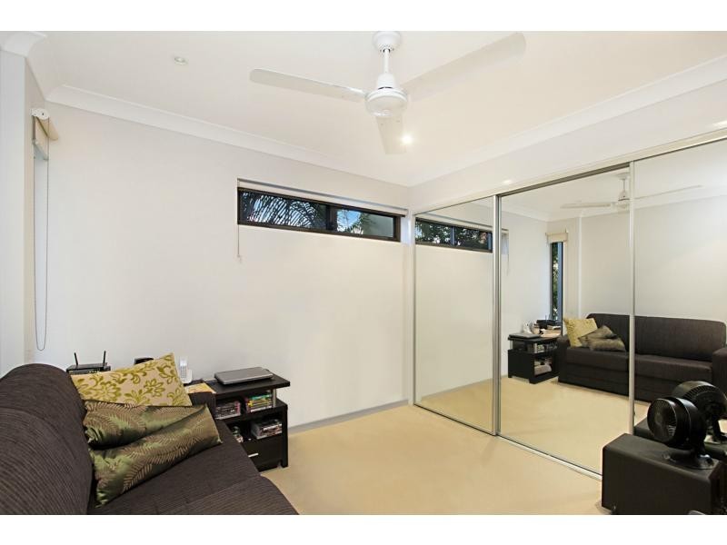 3/61 Tallebudgera Drive, Palm Beach QLD 4221