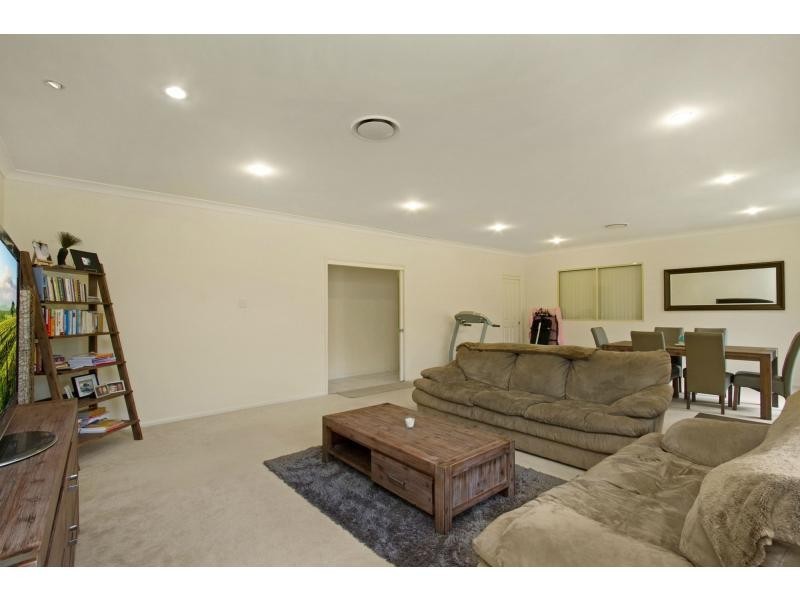 31 Cowell Drive, Burleigh Heads QLD 4220