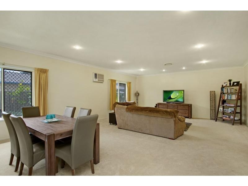 31 Cowell Drive, Burleigh Heads QLD 4220