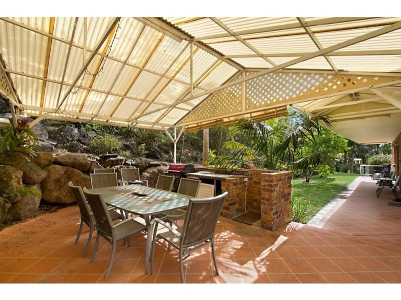 1 Karawatha Drive, Currumbin Waters QLD 4223