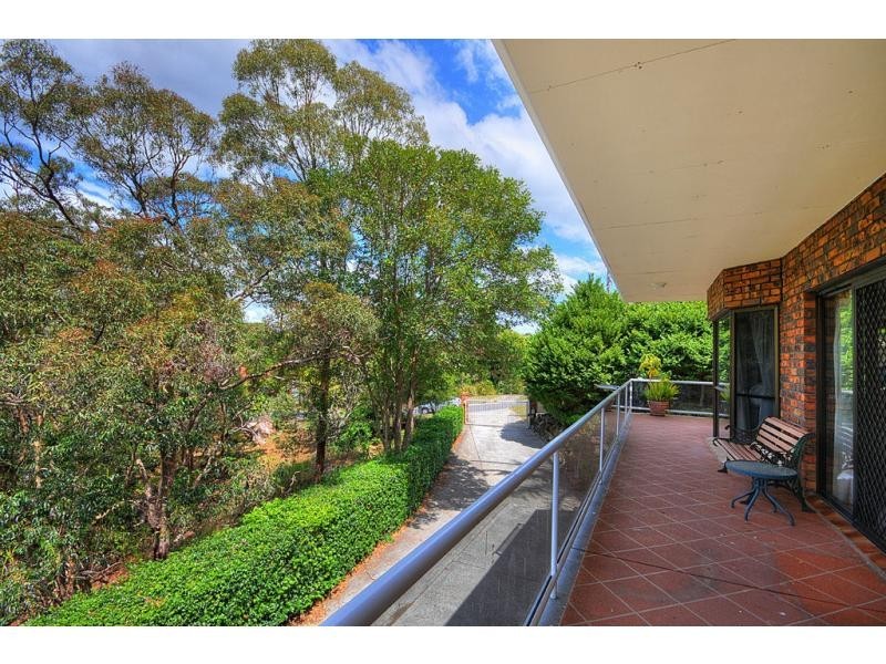 1 Karawatha Drive, Currumbin Waters QLD 4223