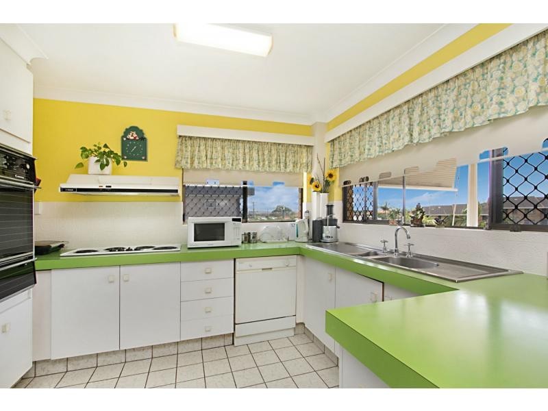 1/6 Stanley Street, Burleigh Heads QLD 4220