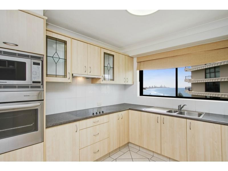 27/45 Hayle Street, Burleigh Heads QLD 4220