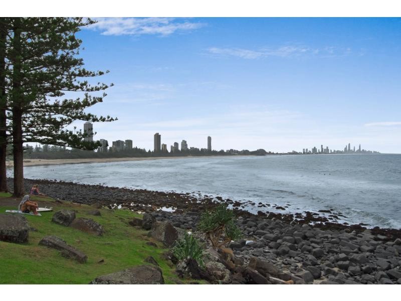 27/45 Hayle Street, Burleigh Heads QLD 4220