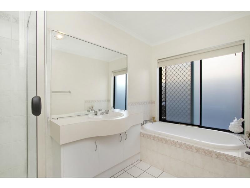 22 Ardisia Court, Burleigh Heads QLD 4220