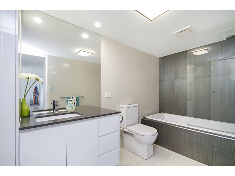 7/202 The Esplanade, Burleigh Heads QLD 4220