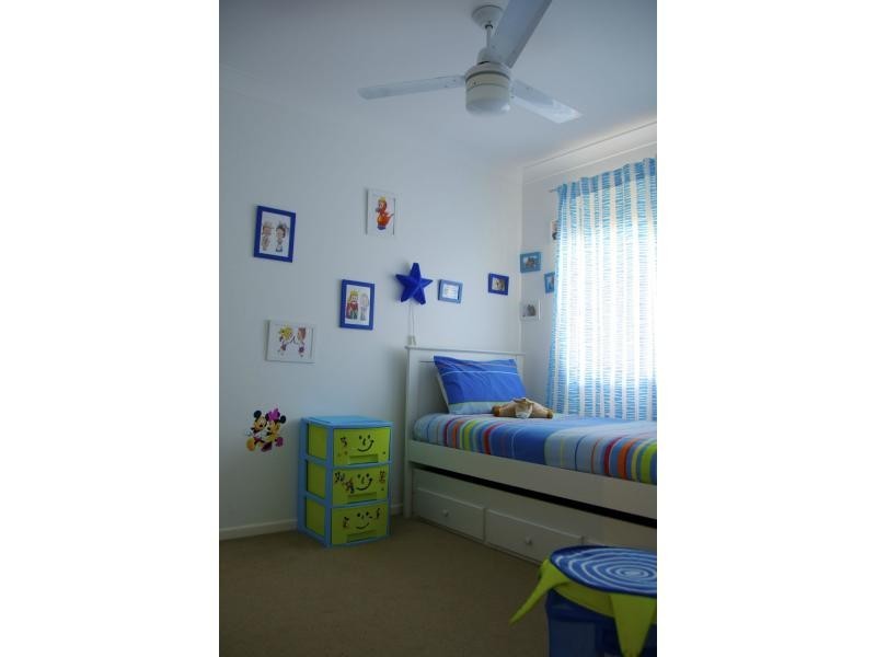 2/23 Sunbird Street, Burleigh Waters QLD 4220