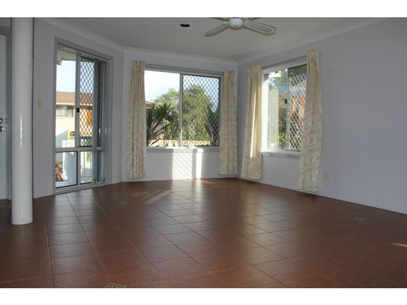 49 Heron Avenue, Mermaid Beach QLD 4218