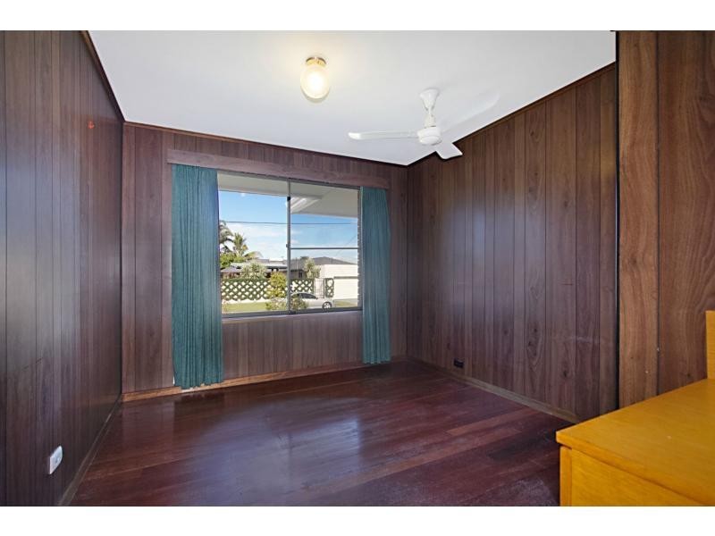 68 Bluejay Street, Burleigh Waters QLD 4220