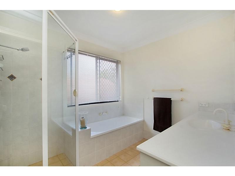 24 Sirec Way, Burleigh Heads QLD 4220