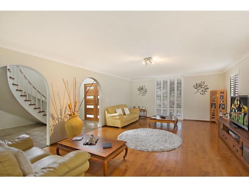 68 Melaleuca Drive, Palm Beach QLD 4221