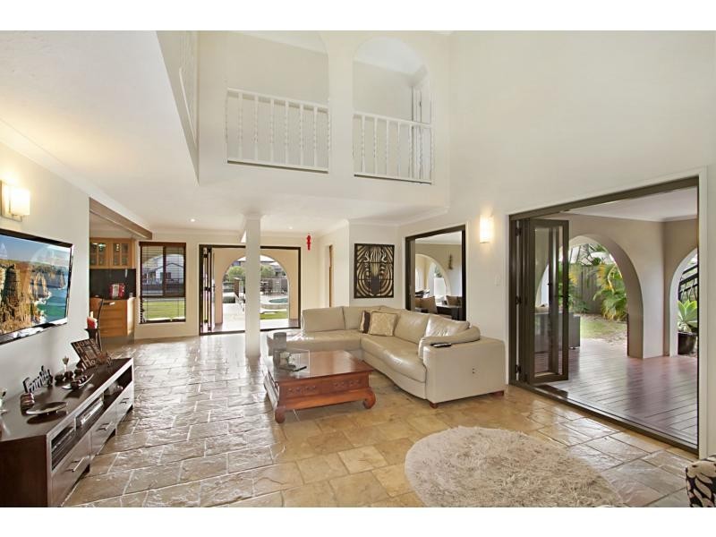 68 Melaleuca Drive, Palm Beach QLD 4221