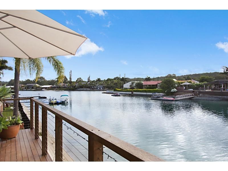 68 Melaleuca Drive, Palm Beach QLD 4221